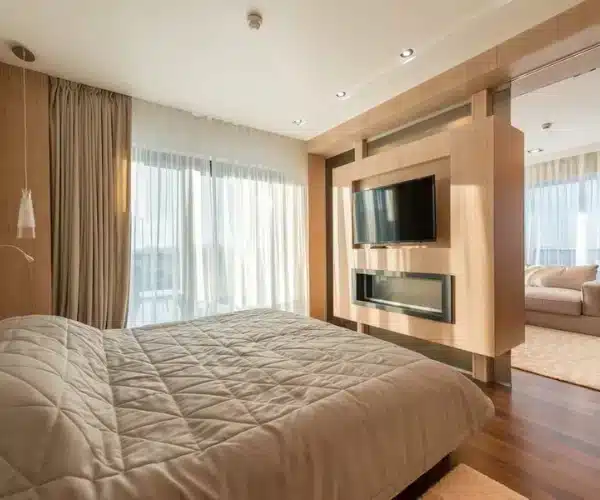 luxury-home.webp